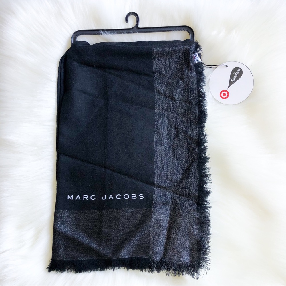 NWT Marc Jacobs for Neiman Marcus X Target Scarf/Wrap